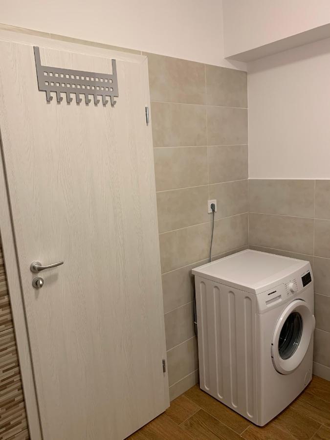 Welcoming Gemini Apartment 1 ซีบิว ภายนอก รูปภาพ